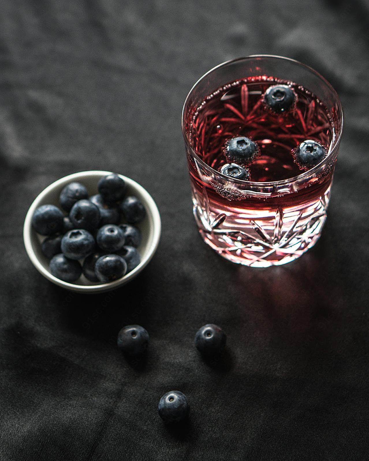 蓝莓气泡水图片饮料