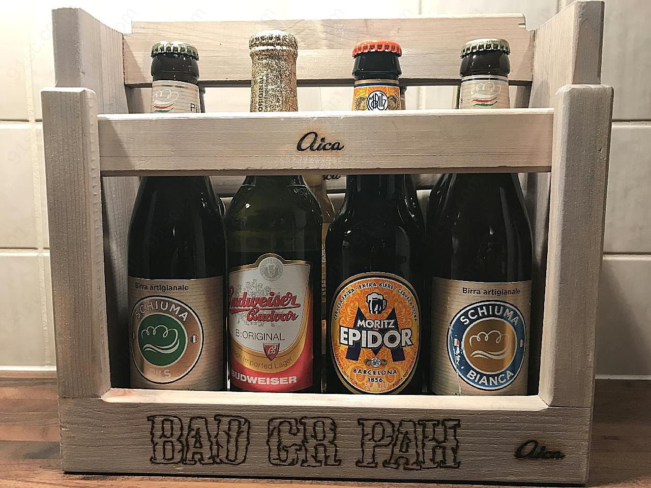 瓶装啤酒广告图片摄影