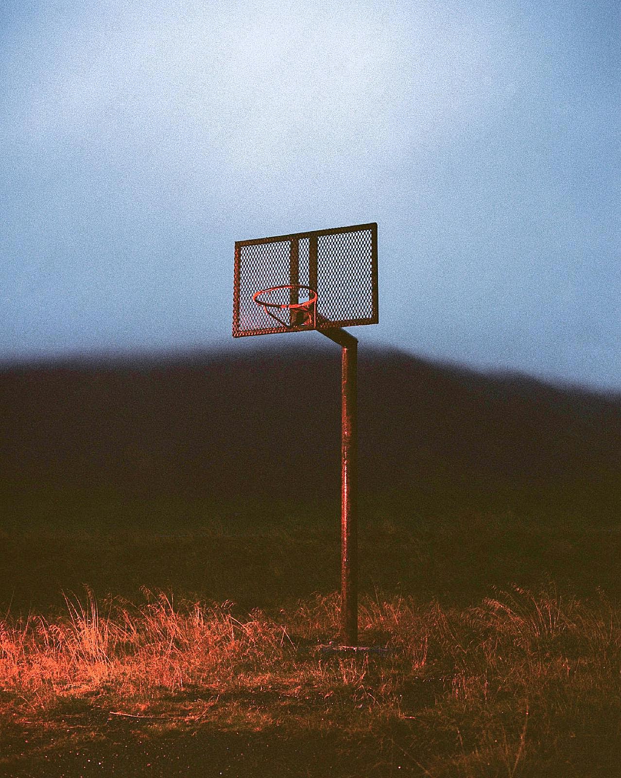 非主流篮球架摄影图片生活用品
