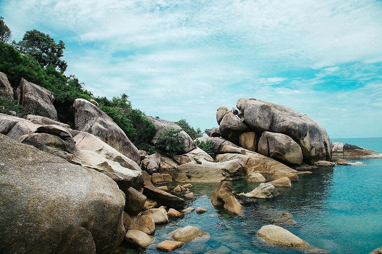海边怪石嶙峋图片摄影