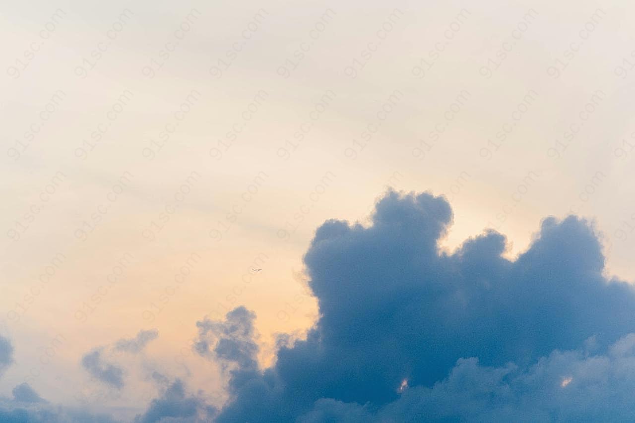云朵唯美图片素材风景