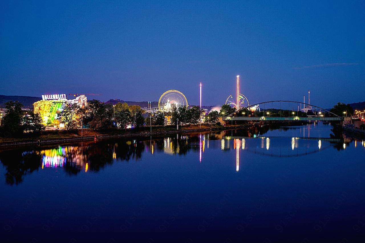 海边城市灯光夜景图片空间摄影