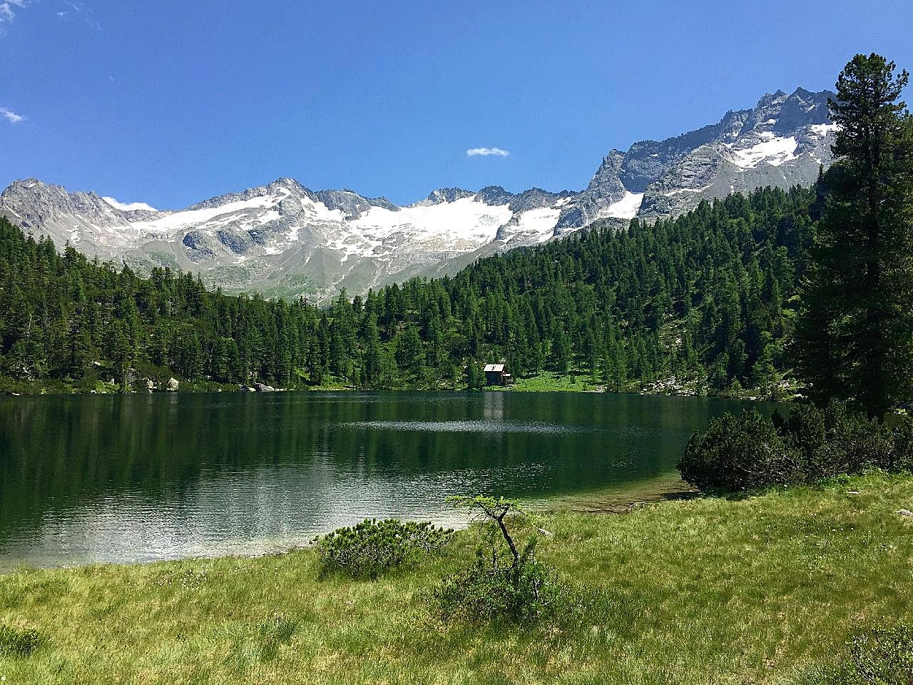 唯美湖泊风景图片湖泊图片