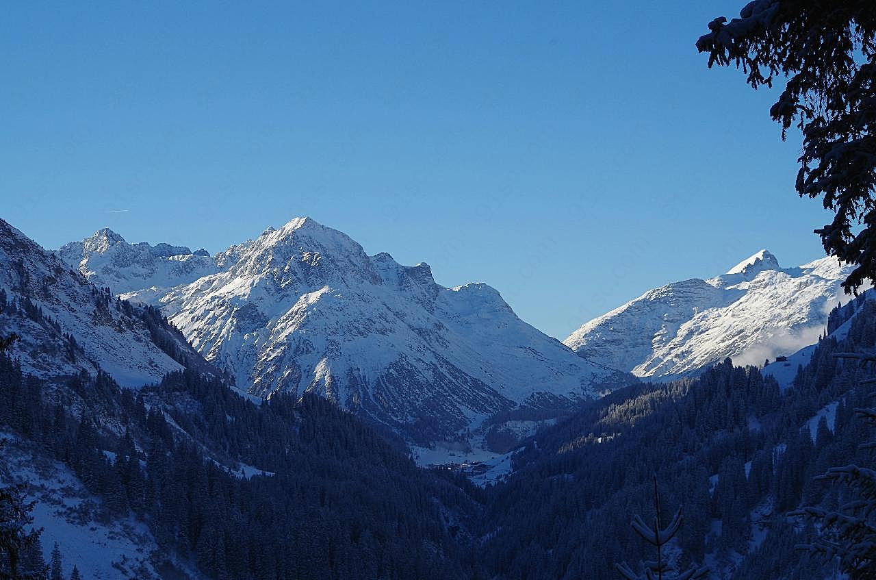 寒冬高山雪景图片摄影风景