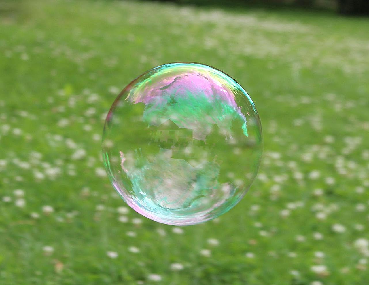 彩色透明肥皂泡泡图片摄影