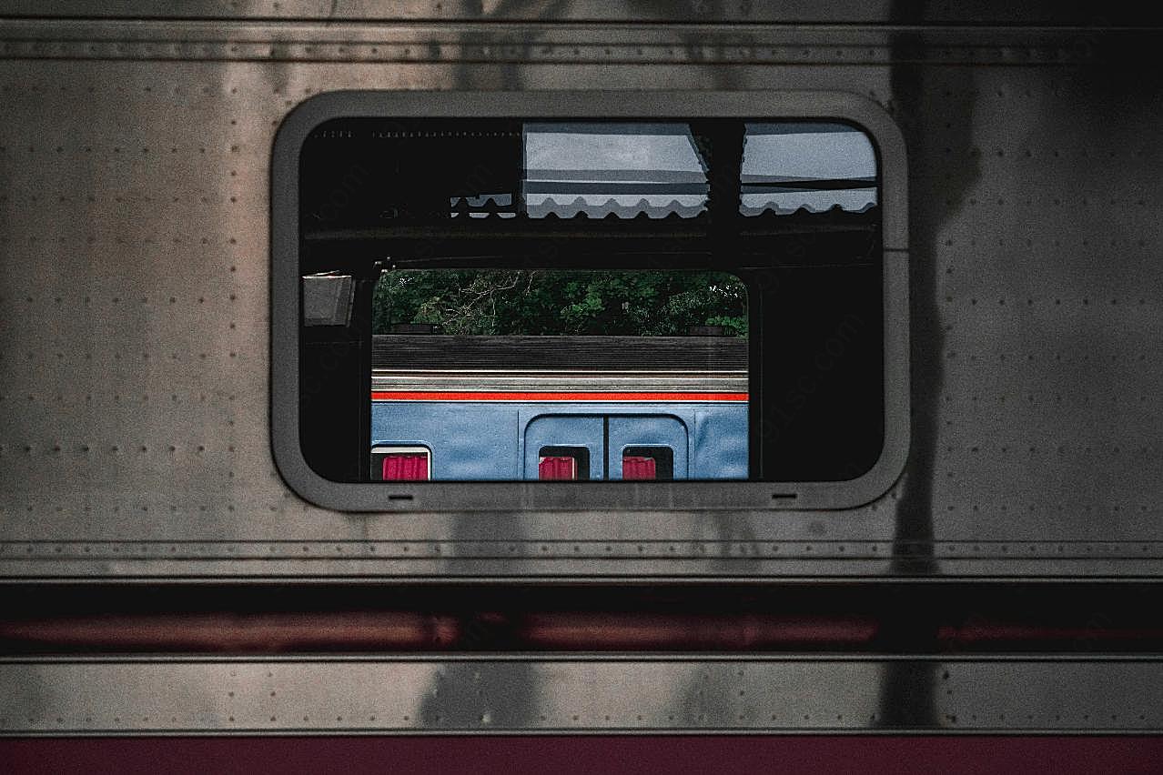 列车车厢窗户图片高清
