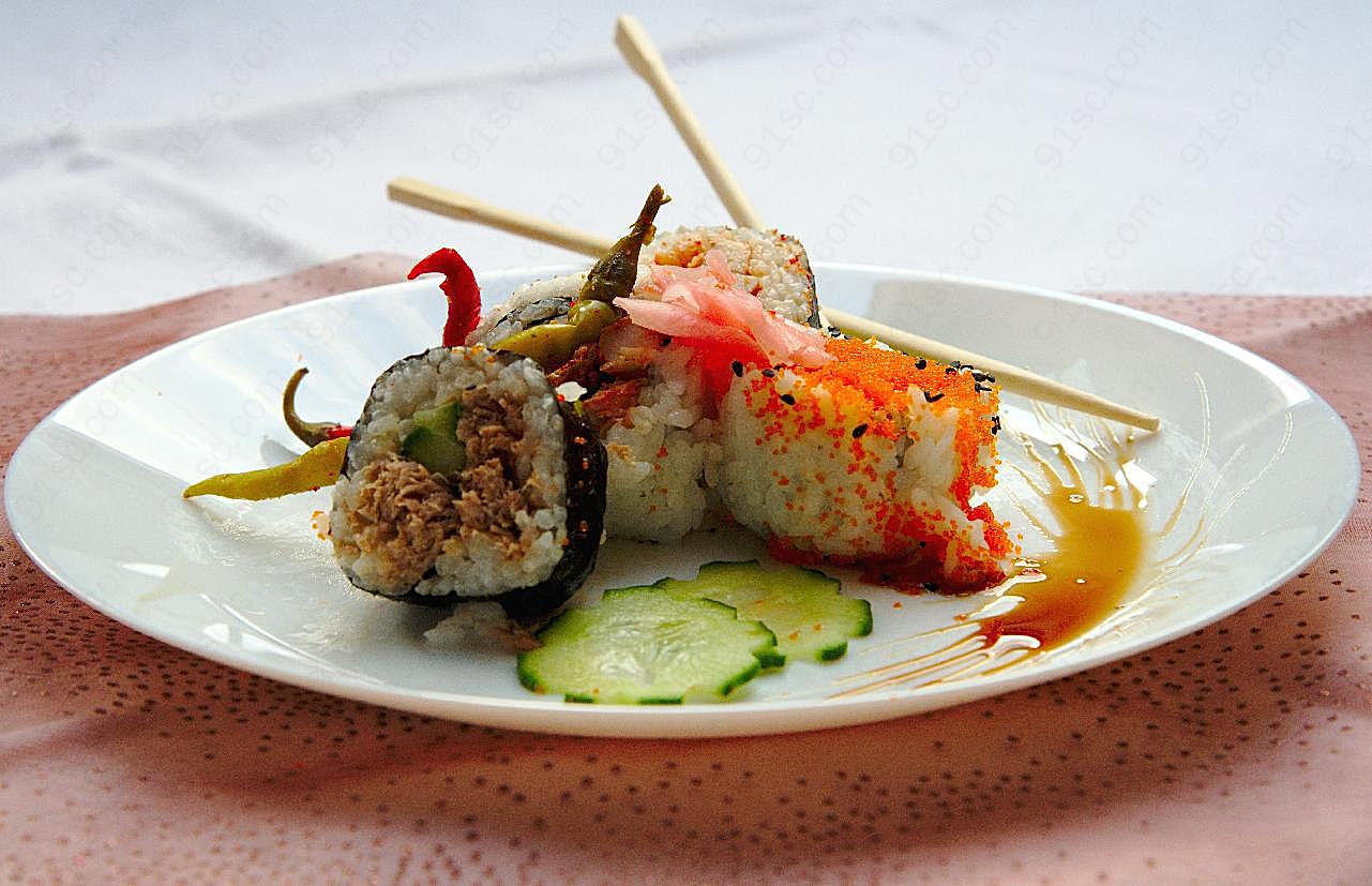 日本鱼卷寿司图片高清美食