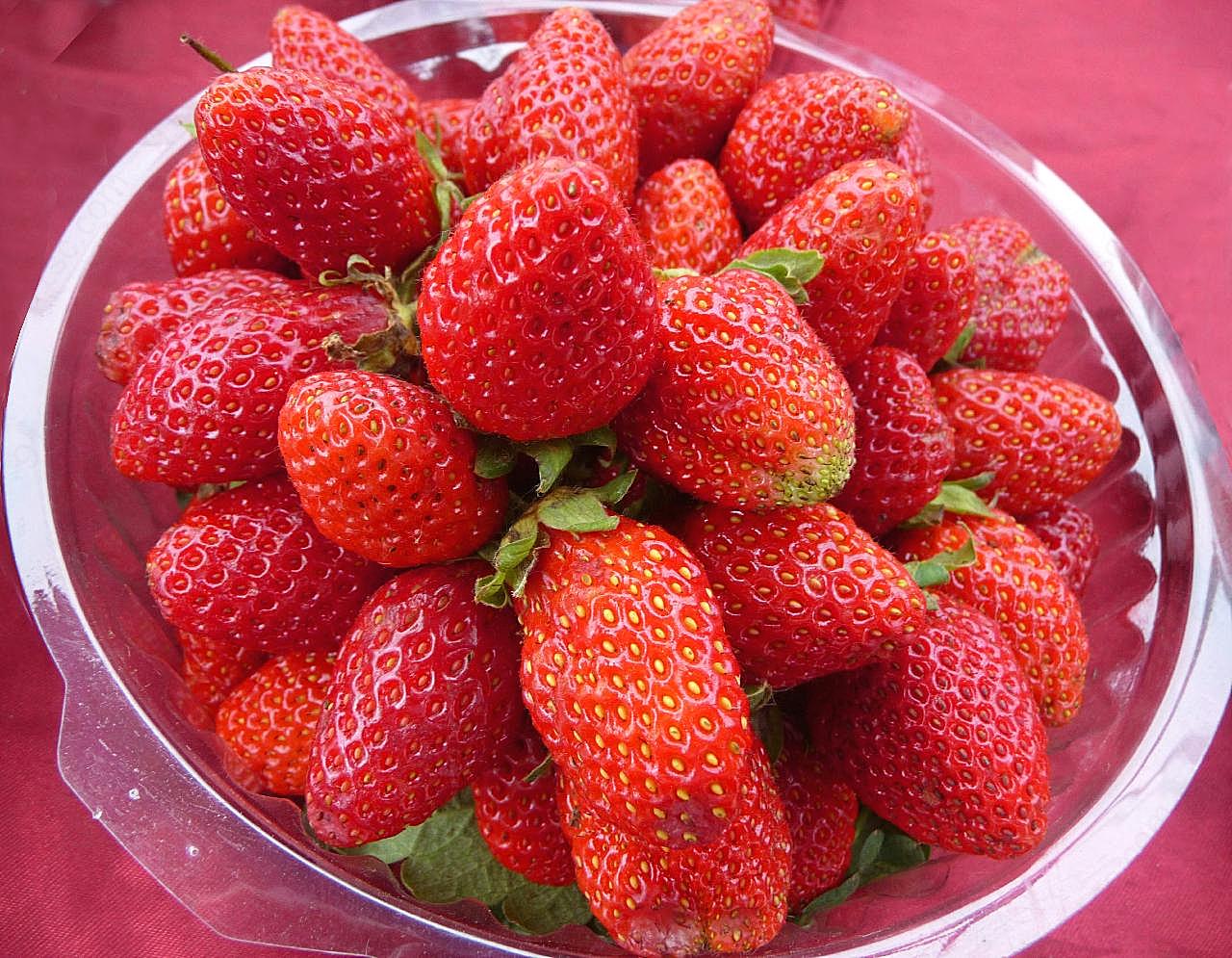 高清草莓水果图片下载