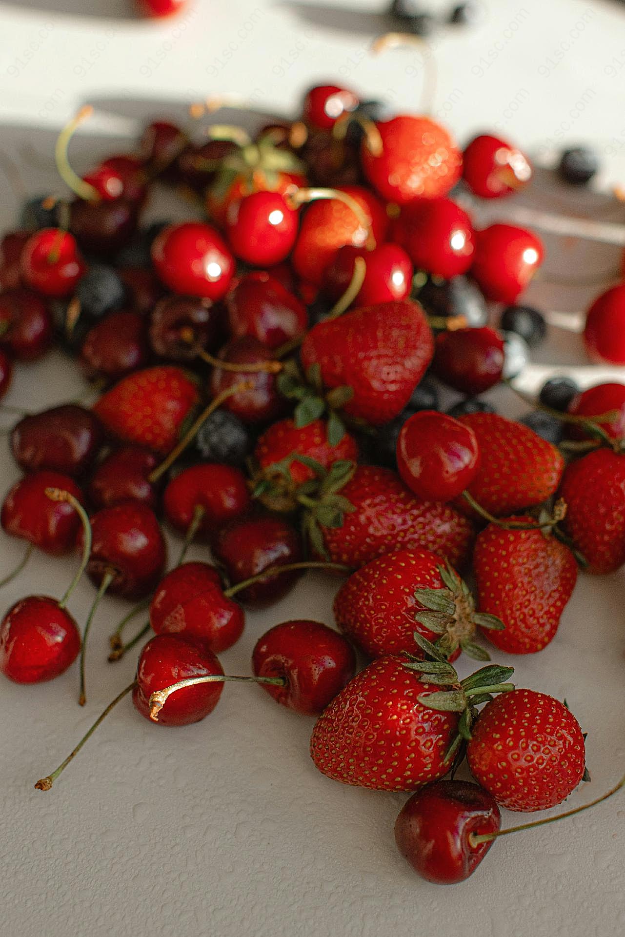 草莓和樱桃图片高清生物