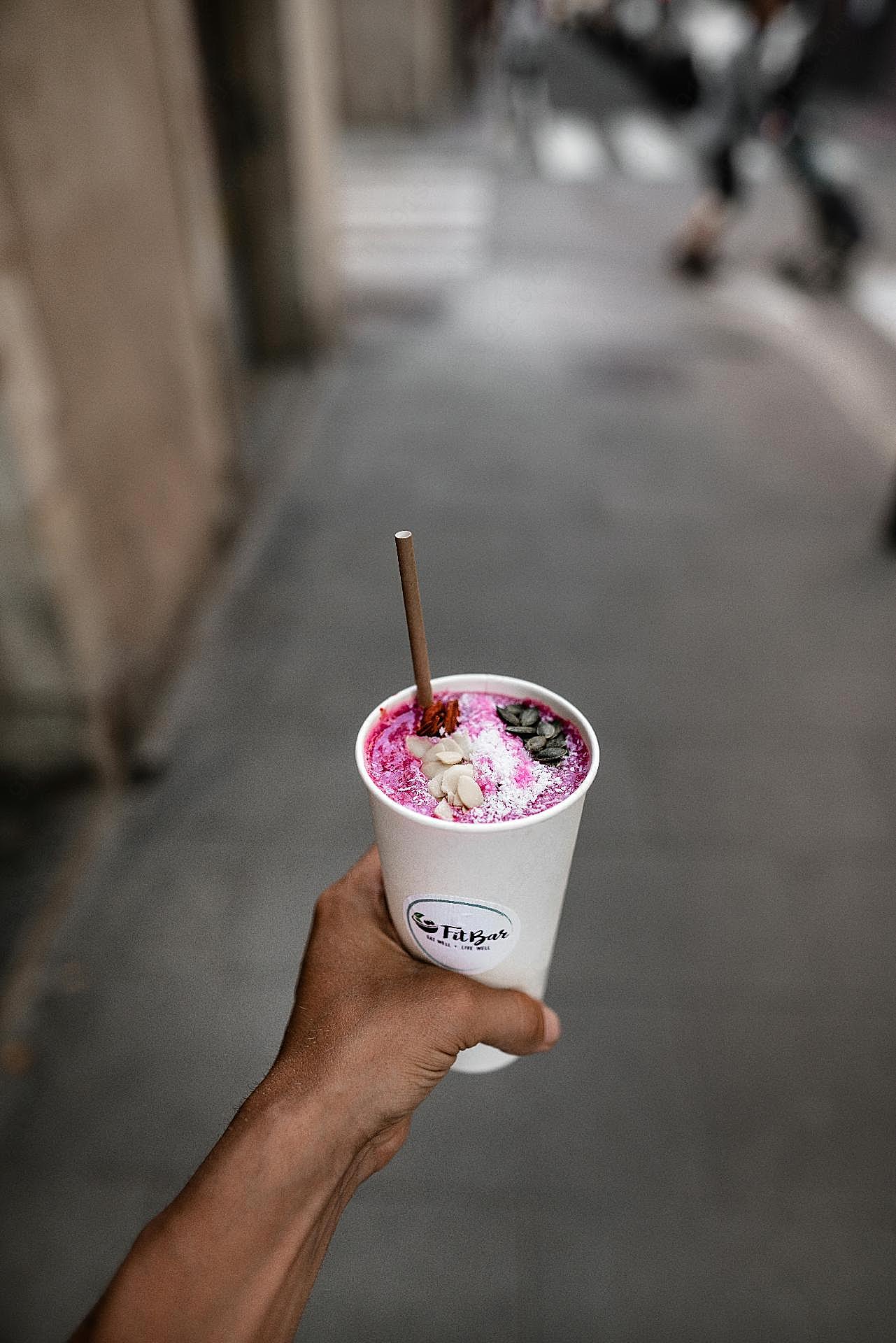 蓝莓冰淇淋图片餐饮摄影