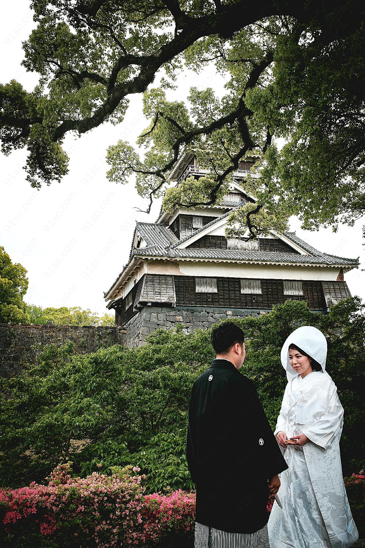日本新郎新娘着装图片人物速写