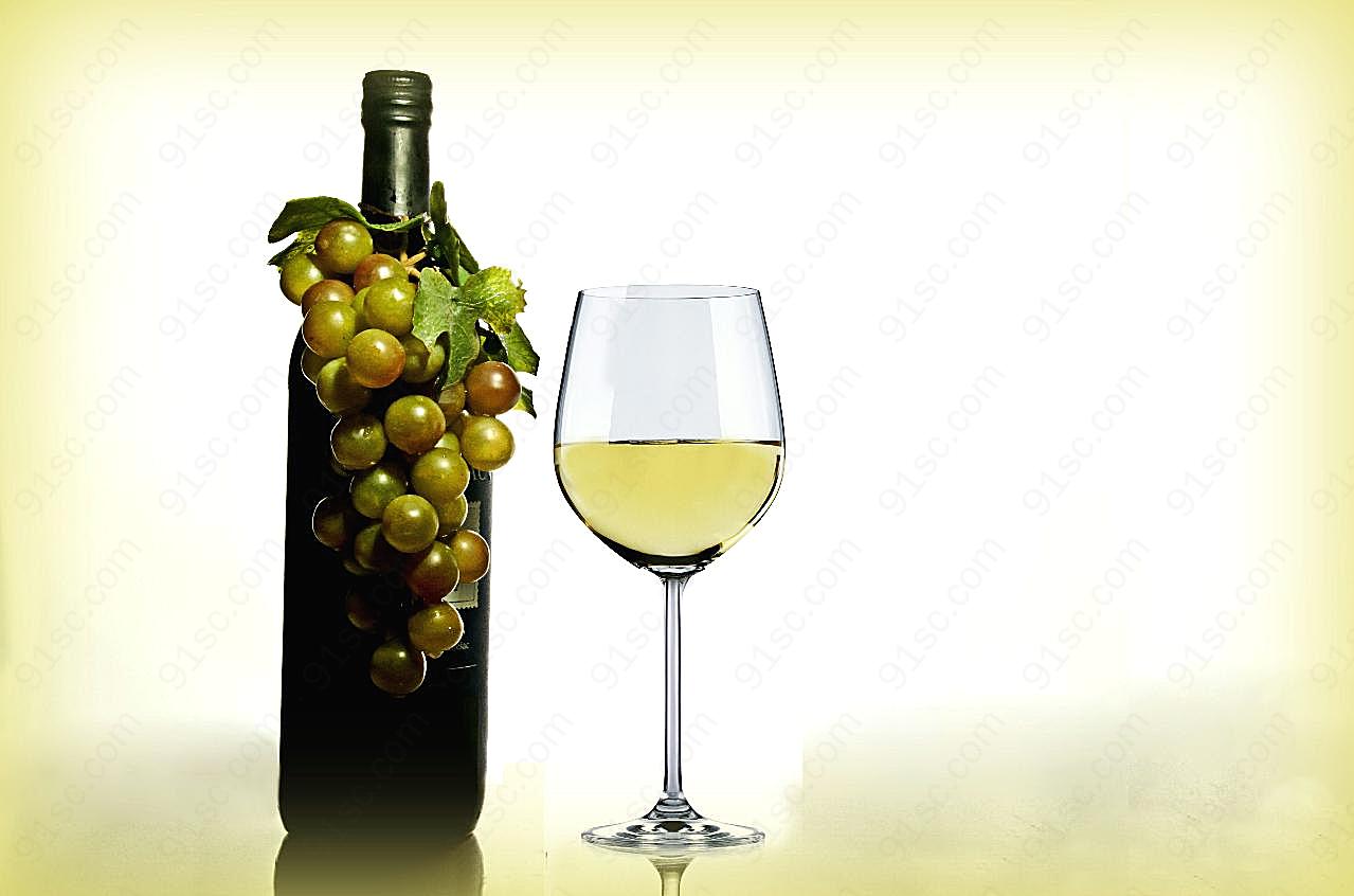 白葡萄酒和杯子图片酒类